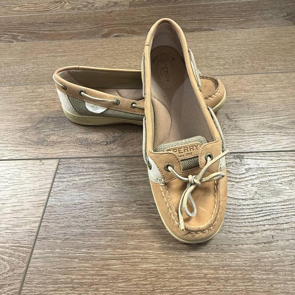 Sperry Women's Angelfish Boat Shoe, Slip-On Size 9 Casual Preppy
